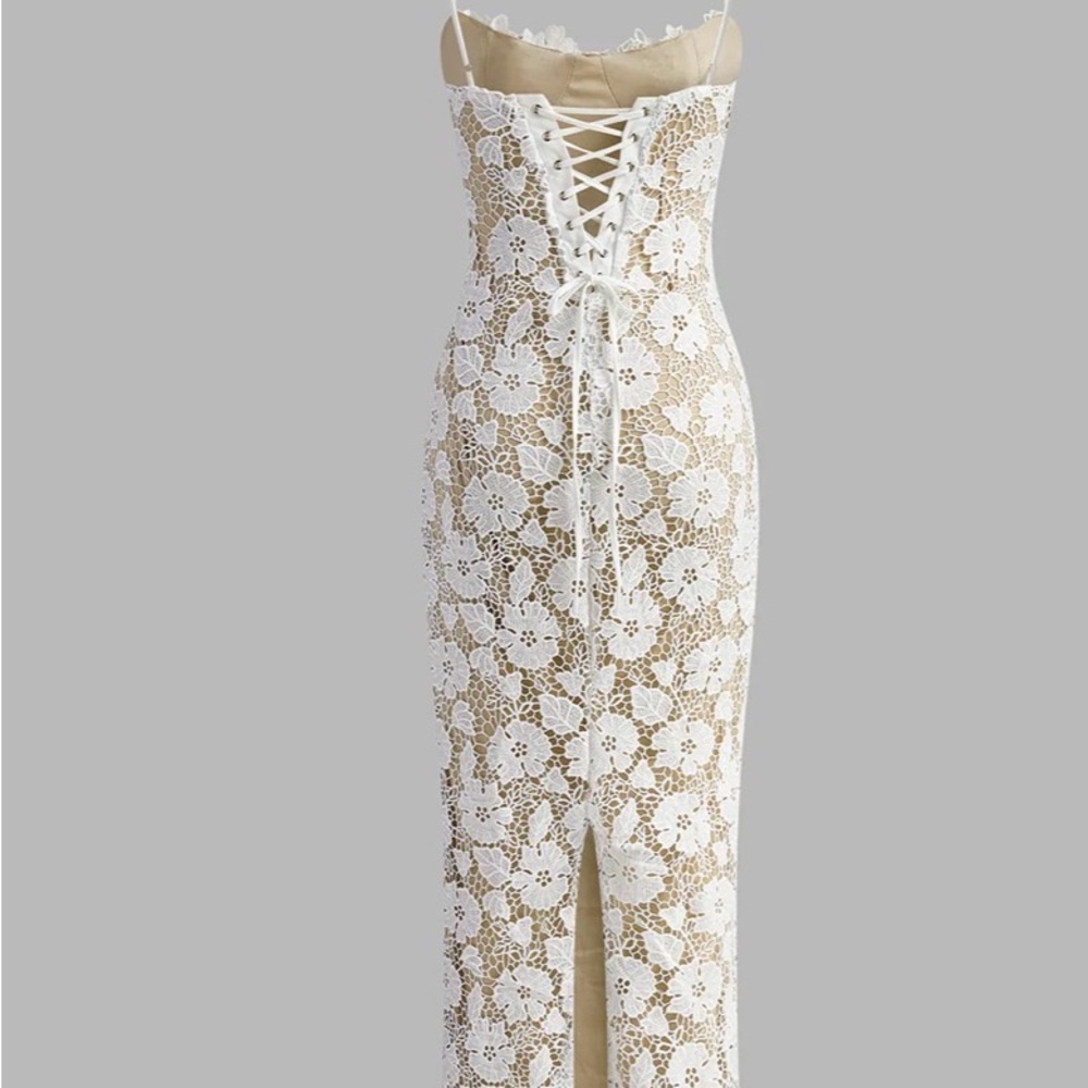 Commense White Lace Midi Dress - Picture 2 of 7